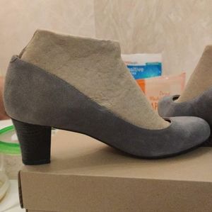 Brand new Shoes of Pray from Nordstrom Rack. Size 10. Gray suede.